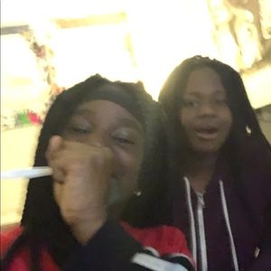 Meet your Posher, Raji